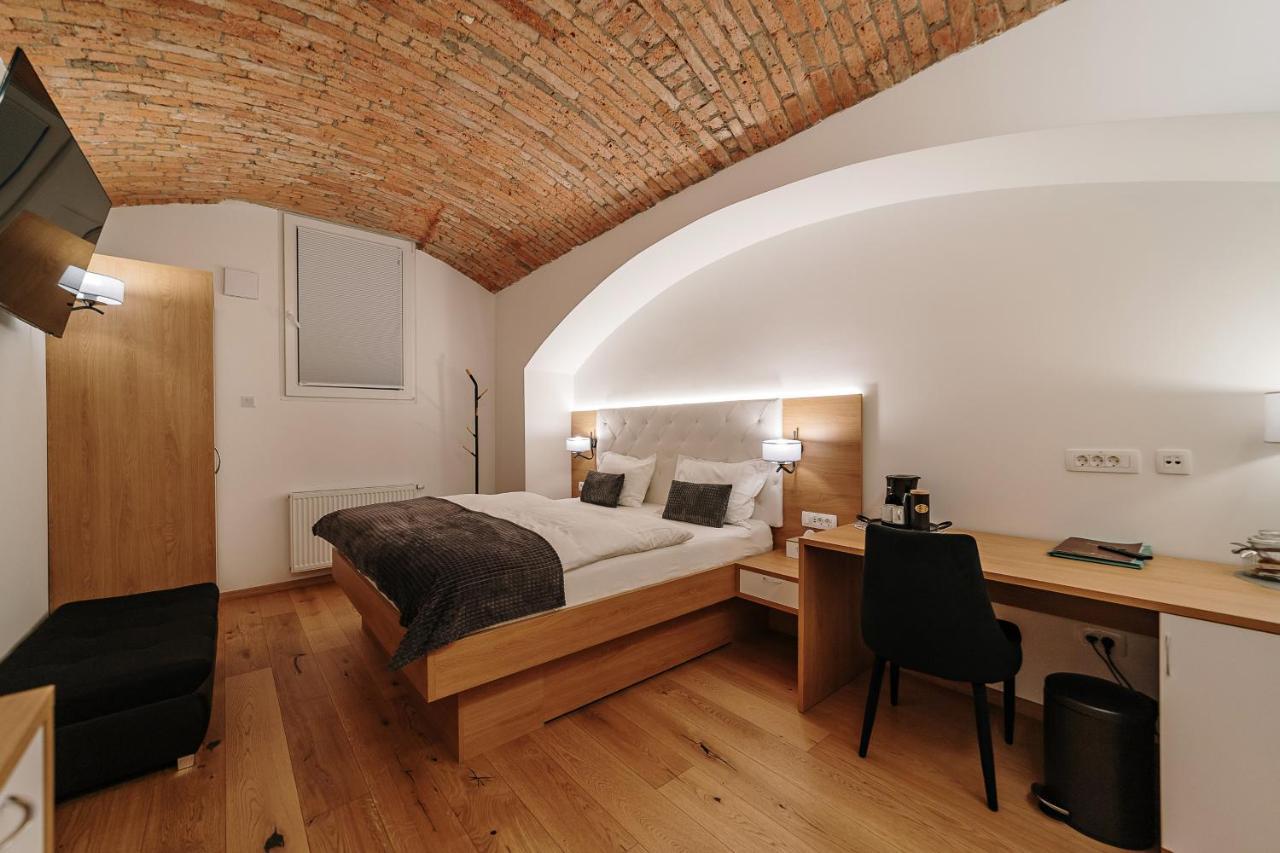 Hotel Operna Klet Lublaň Exteriér fotografie