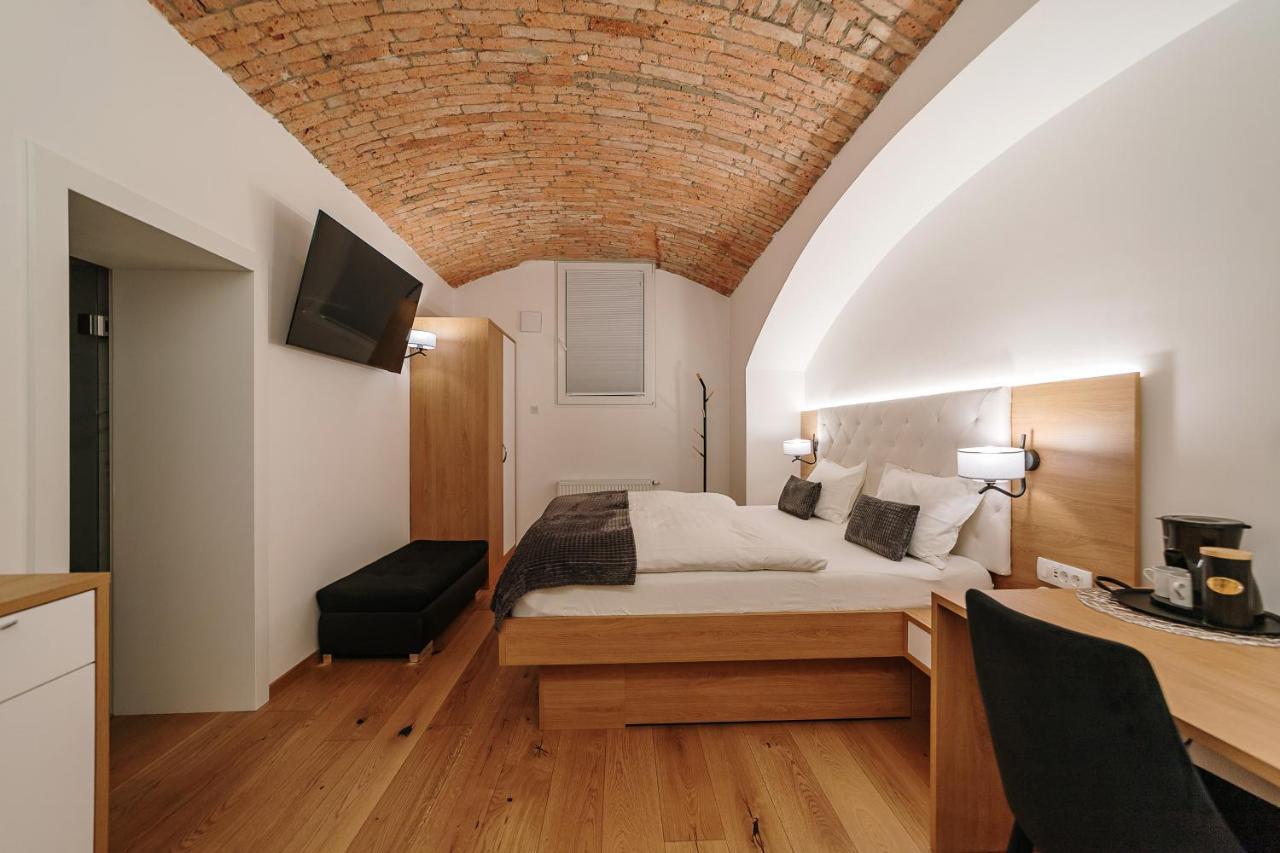 Hotel Operna Klet Lublaň Exteriér fotografie
