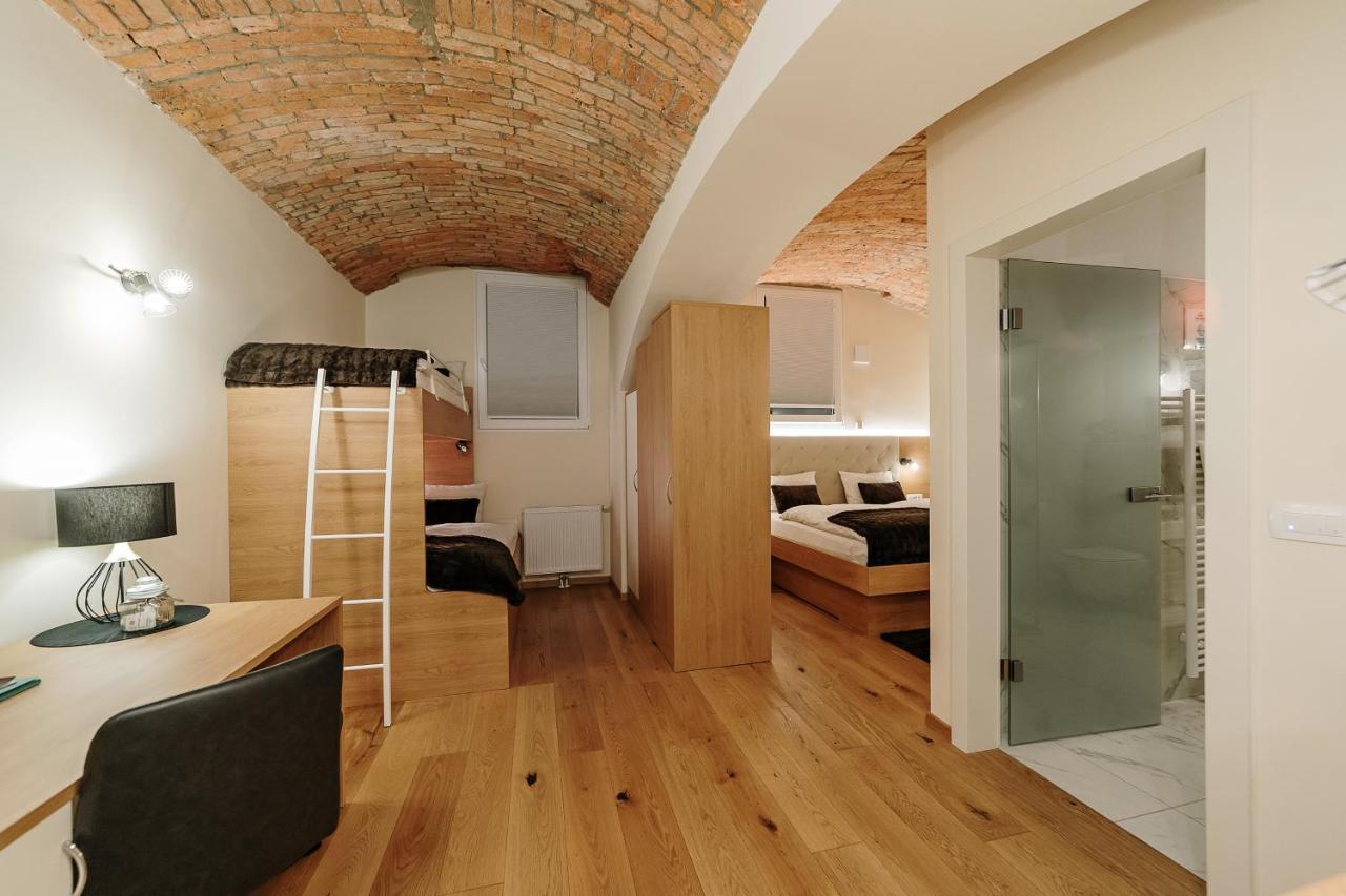 Hotel Operna Klet Lublaň Exteriér fotografie