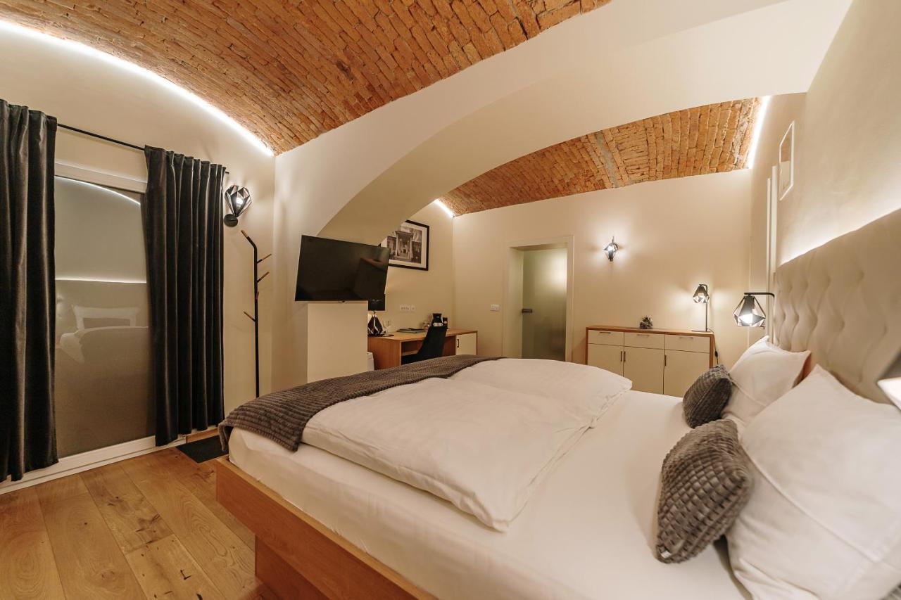 Hotel Operna Klet Lublaň Exteriér fotografie