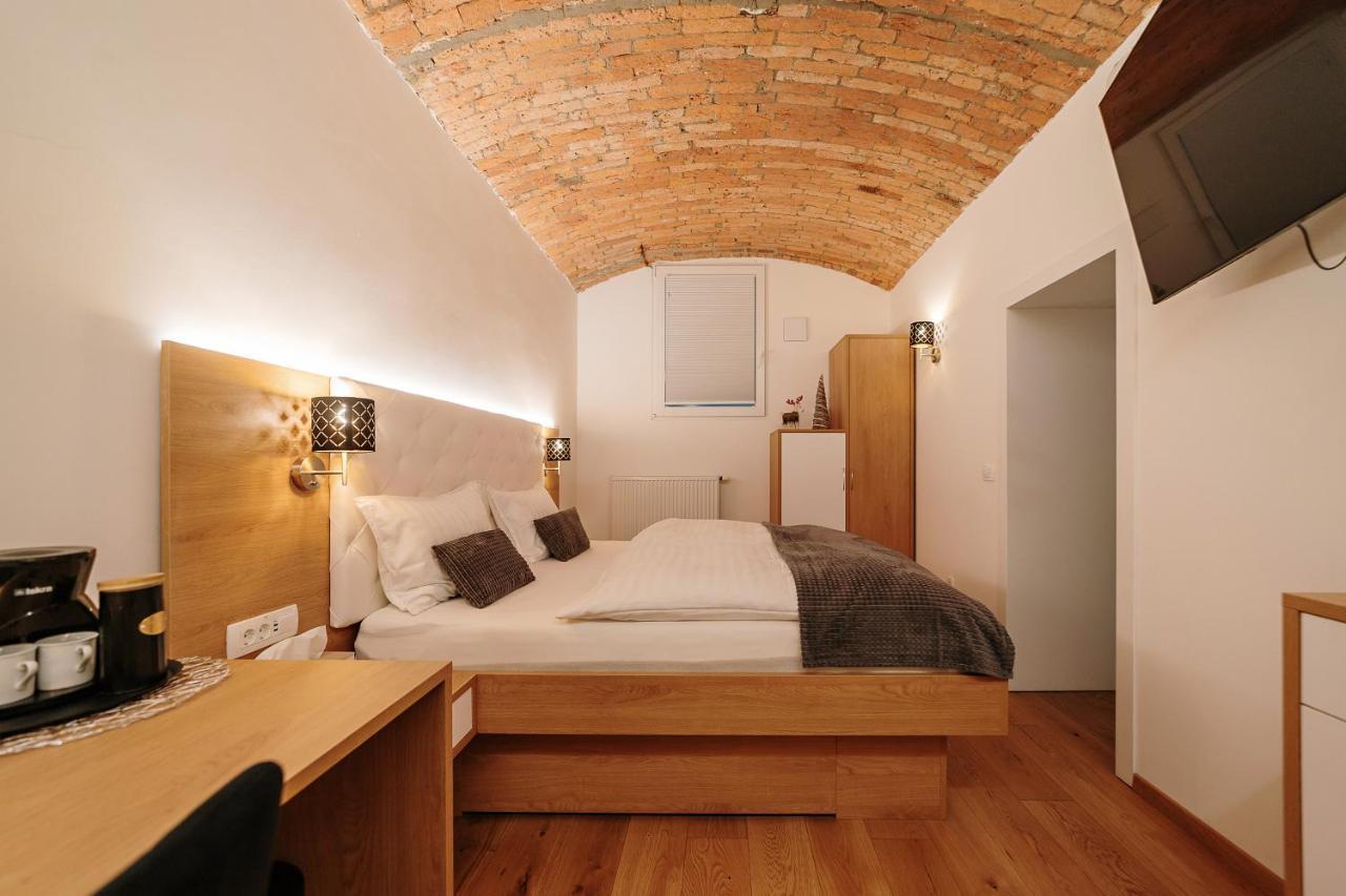 Hotel Operna Klet Lublaň Exteriér fotografie